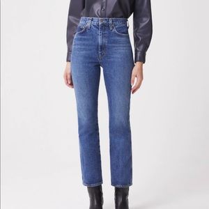Agolde PINCH WAIST HIGH RISE KICK $178
IN PLACEBO Size 27